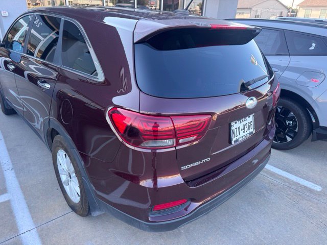 Used 2019 Kia Sorento FWD image 4