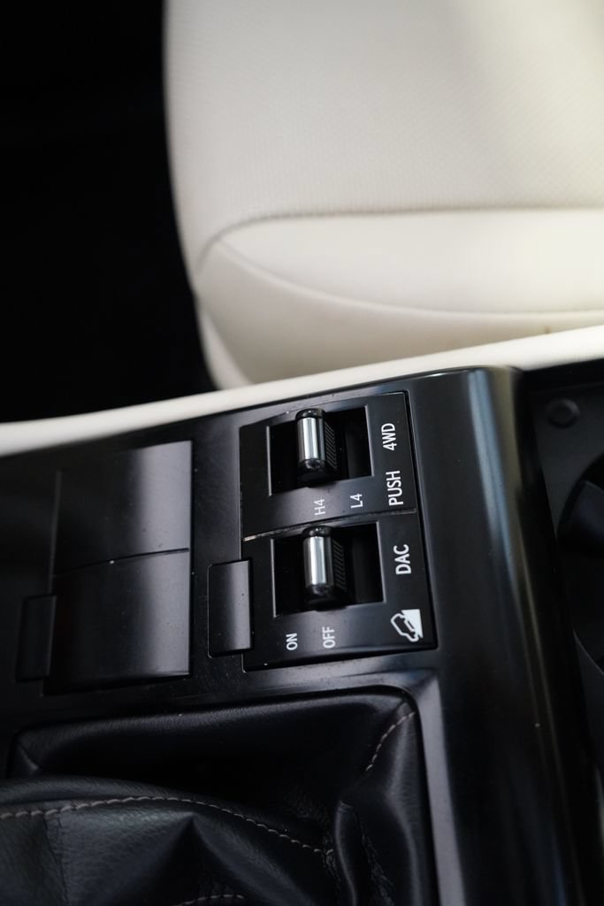 Used 2020 Lexus GX 460 Premium AWD/4WD image 36