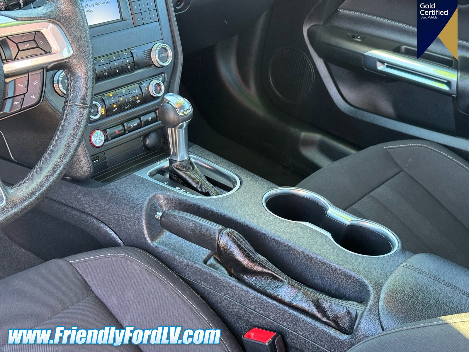 Certified 2022 Ford Mustang Coupe w/ Black Accent Package RWD image 8