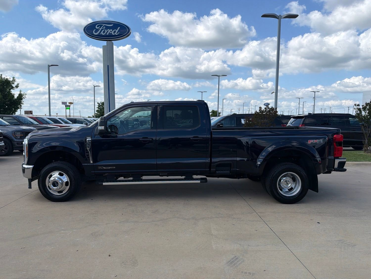 Certified 2024 Ford F350 Lariat w/ FX4 Off-Road Package AWD/4WD image 2