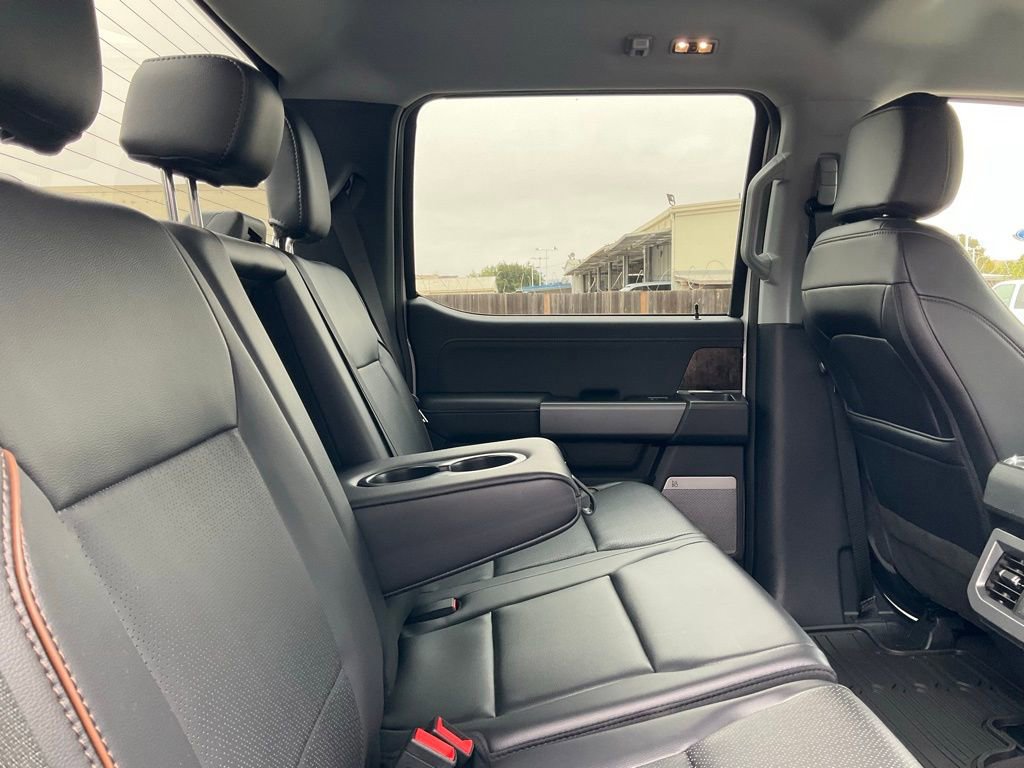 Certified 2025 Ford F350 Lariat w/ Black Appearance Package image 62