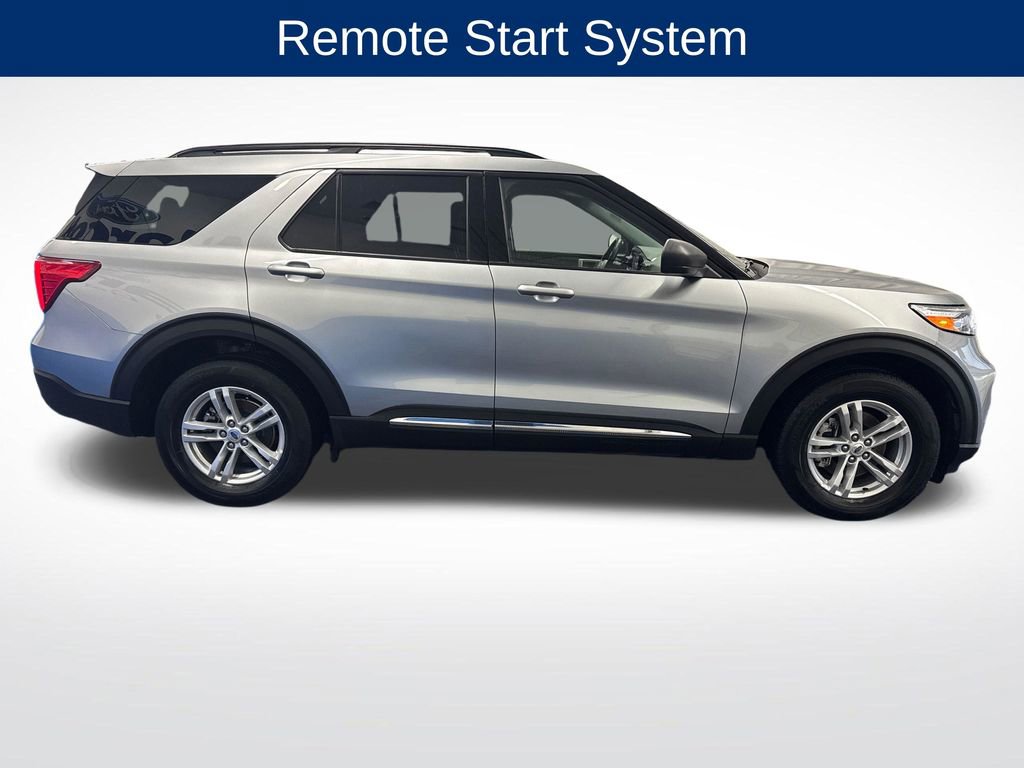 Certified 2022 Ford Explorer XLT w/ Equipment Group 202A AWD/4WD image 7