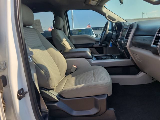 Certified 2019 Ford F250 XLT w/ XLT Premium Package AWD/4WD image 23