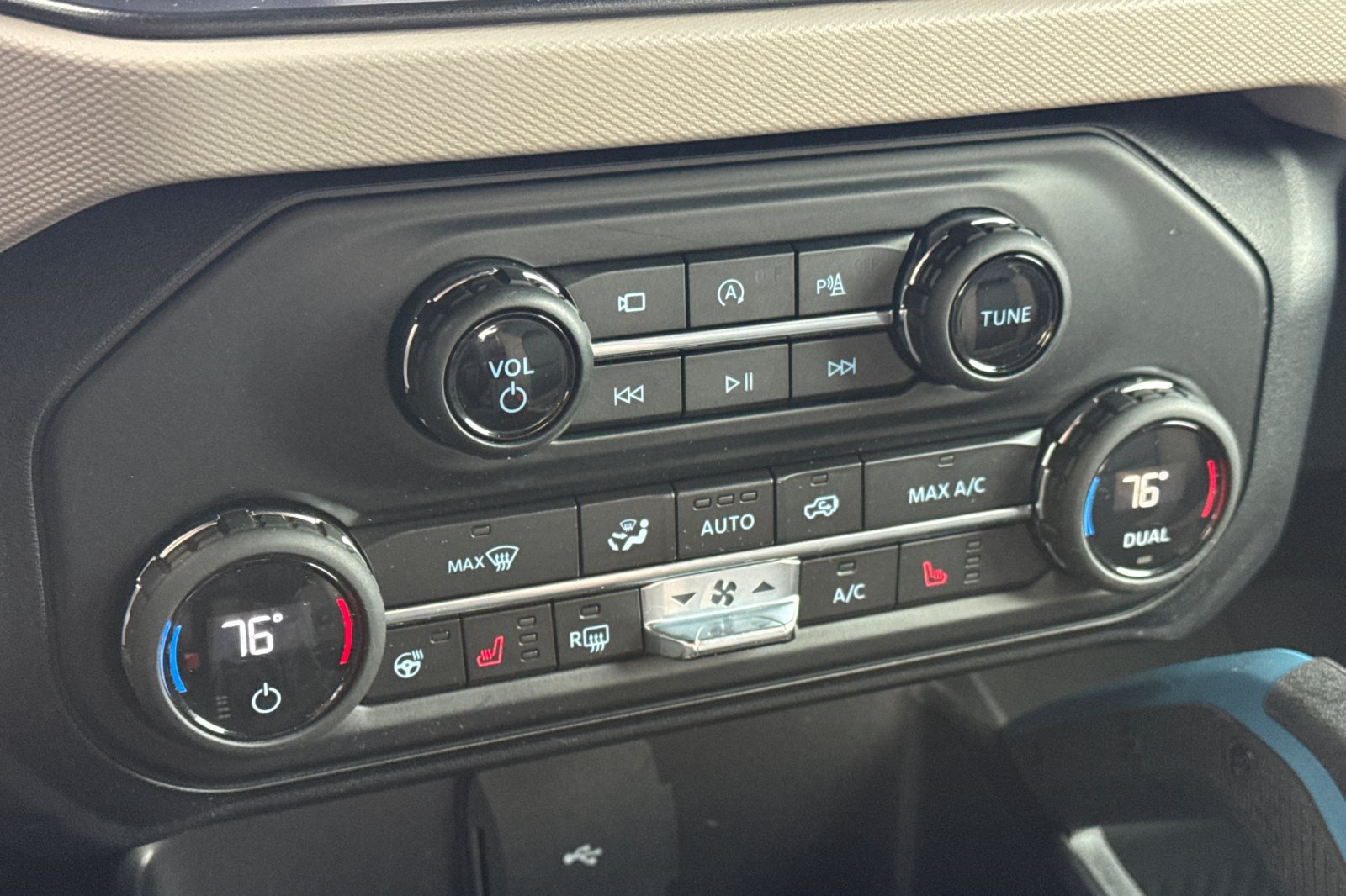 Certified 2021 Ford Bronco Wildtrak AWD/4WD image 21