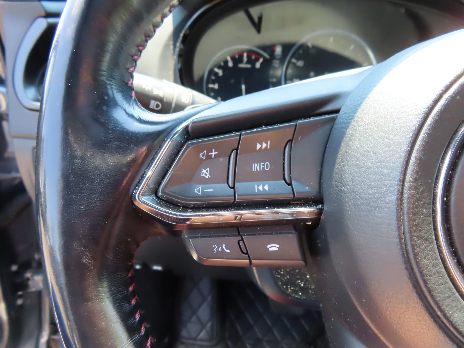 Used 2023 MAZDA CX-9 Carbon Edition AWD/4WD image 19