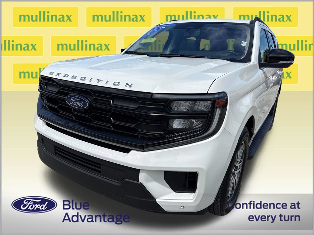 Certified 2025 Ford Expedition Active RWD image 11