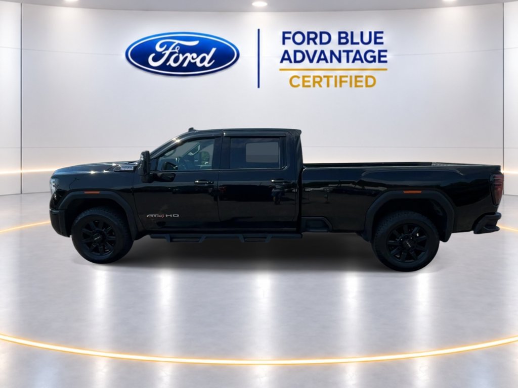 Used 2024 GMC Sierra 2500 AT4 w/ Technology Package AWD/4WD image 3