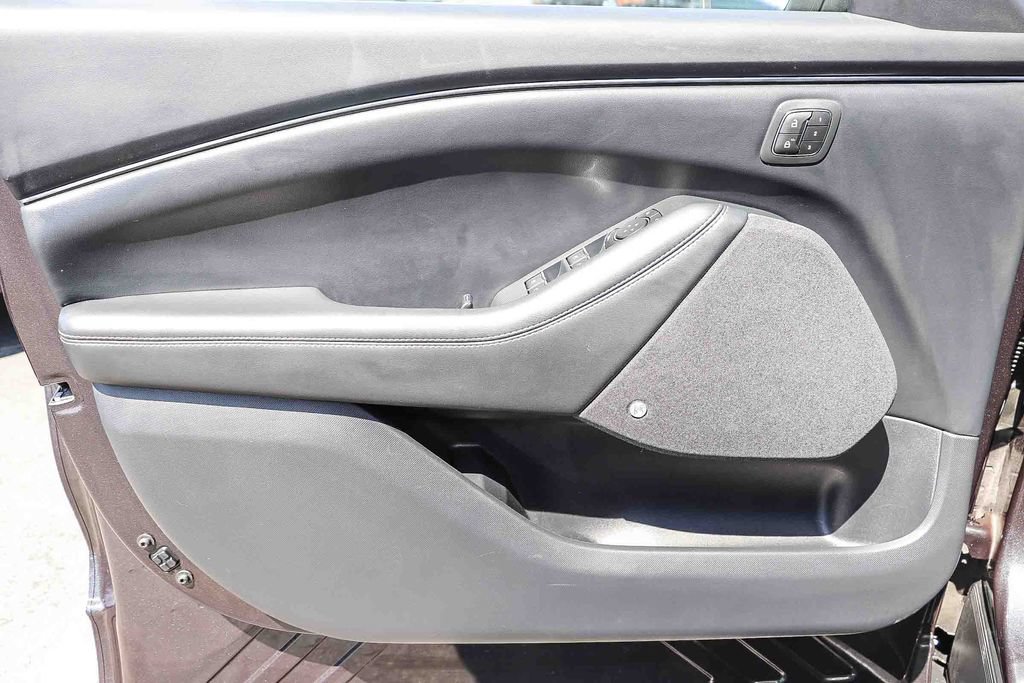 Certified 2022 Ford Mustang Mach-E Premium AWD/4WD image 27