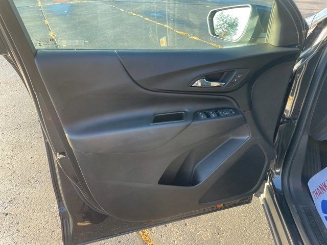 Used 2023 Chevrolet Equinox LT image 16