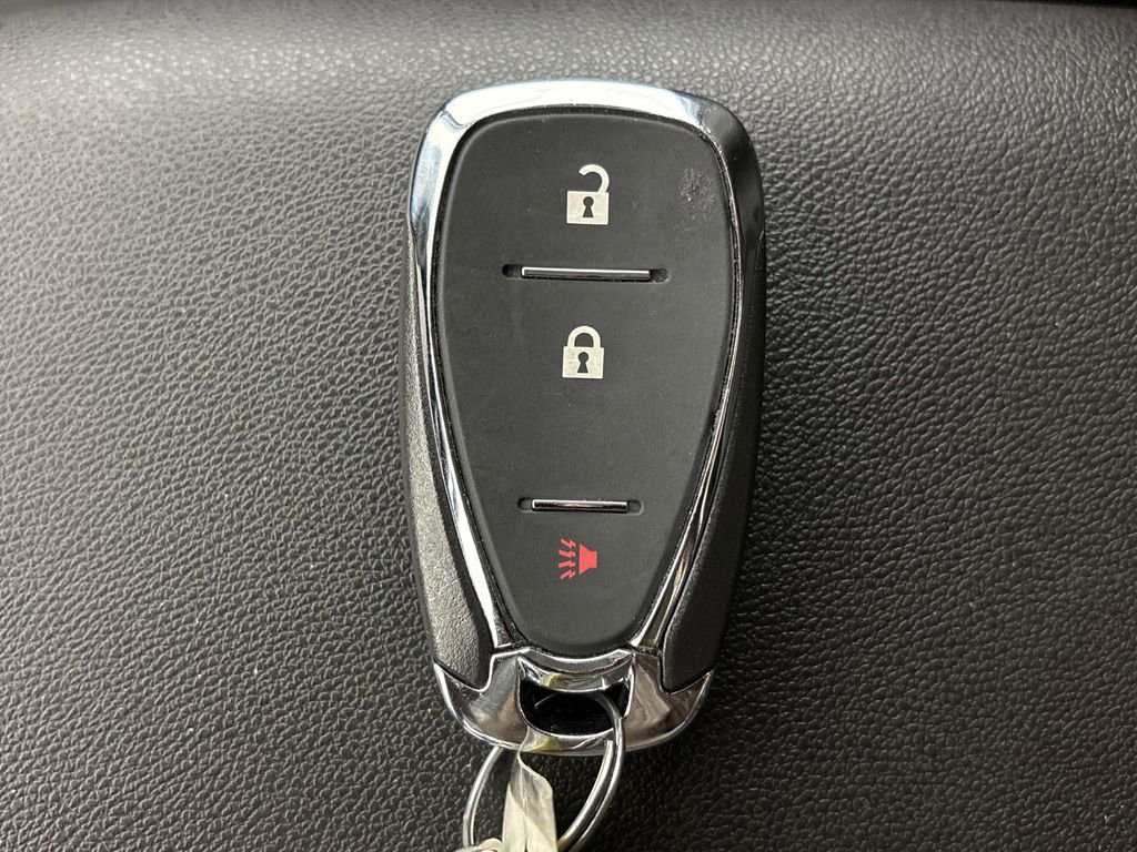 Used 2019 Chevrolet Equinox LT FWD image 30