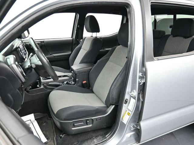 Used 2023 Toyota Tacoma TRD Off-Road w/ Technology Package AWD/4WD image 12