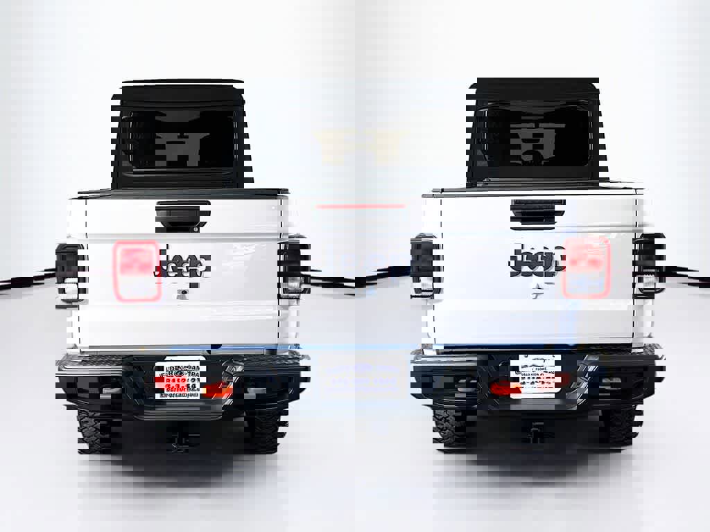 Used 2023 Jeep Gladiator Mojave w/ Dual Top Group image 4