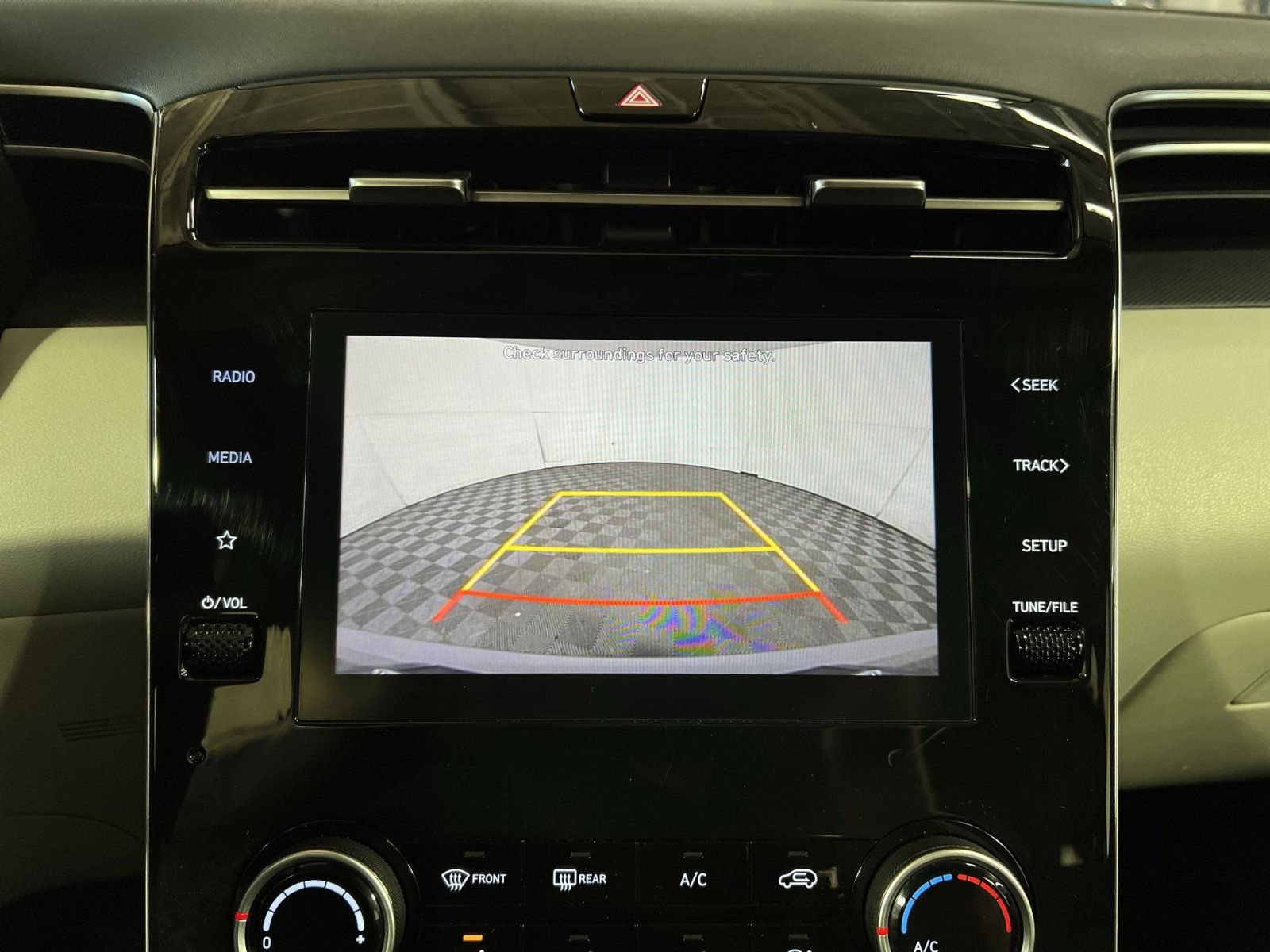 Used 2024 Hyundai Tucson SE FWD image 16