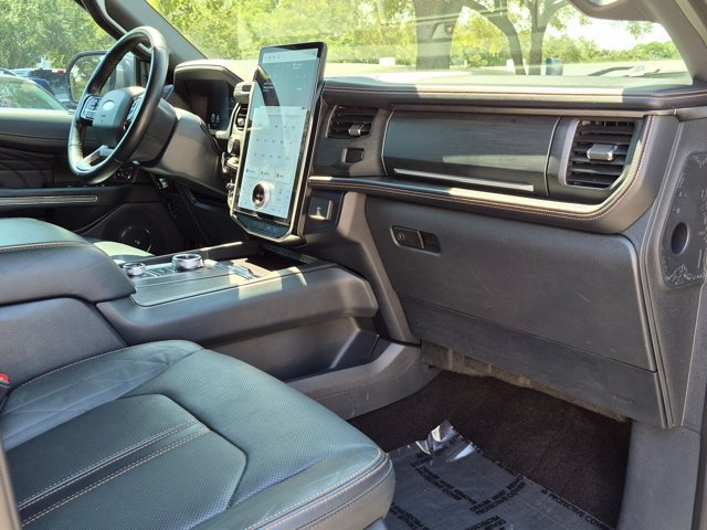 Certified 2023 Ford Expedition Max Platinum AWD/4WD image 21