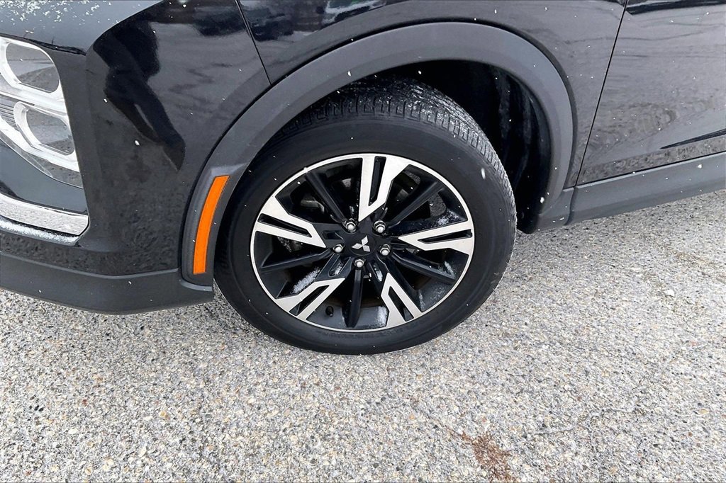 Used 2024 Mitsubishi Eclipse Cross SE image 4