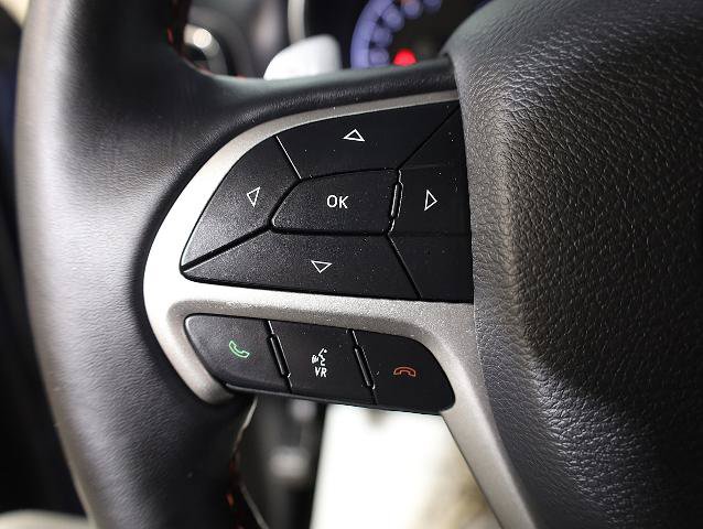Used 2021 Jeep Grand Cherokee Trailhawk w/ Trailhawk Luxury Group AWD/4WD image 31