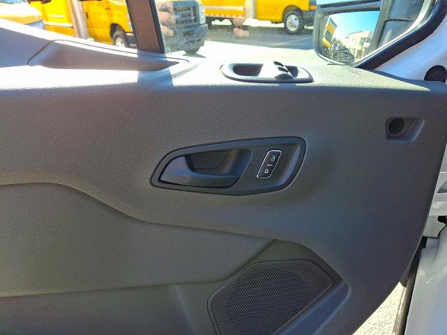 Certified 2025 Ford Transit 250 Low Roof w/ Exterior Upgrade Package RWD image 11