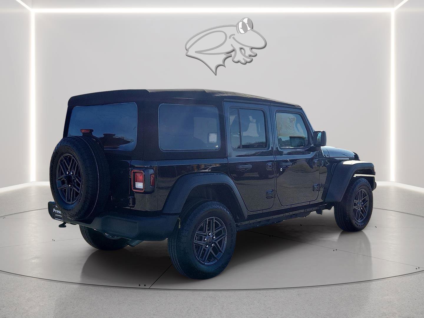 Used 2024 Jeep Wrangler Sport S image 5