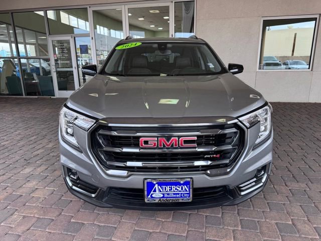 Used 2024 GMC Terrain AT4 AWD/4WD image 8