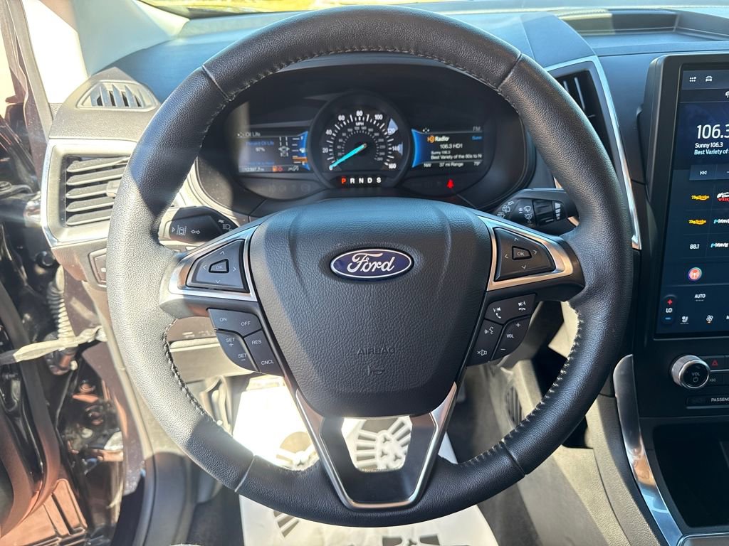 Certified 2024 Ford Edge Titanium AWD/4WD image 17