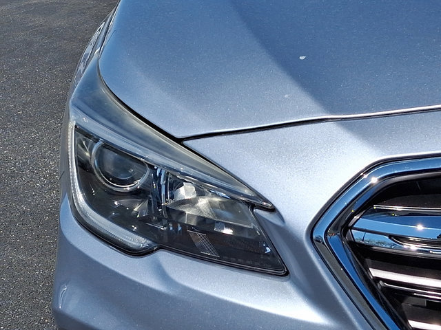 Used 2019 Subaru Outback 2.5i Premium w/ Popular Package #2 AWD/4WD image 9