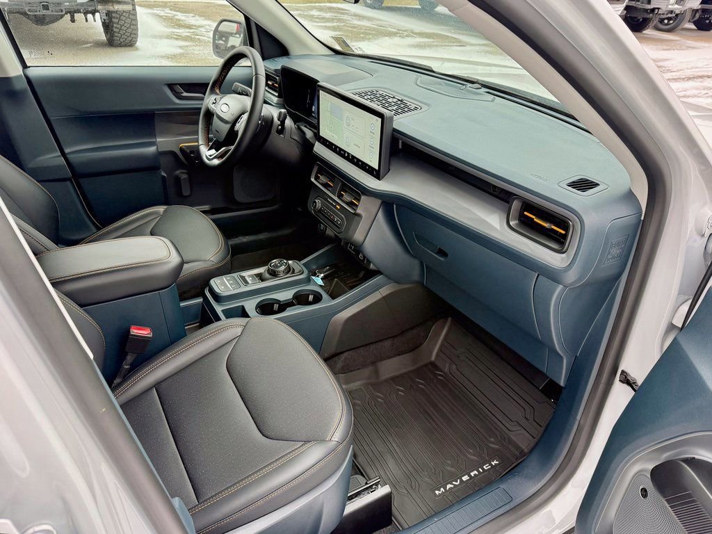Certified 2025 Ford Maverick Tremor image 18