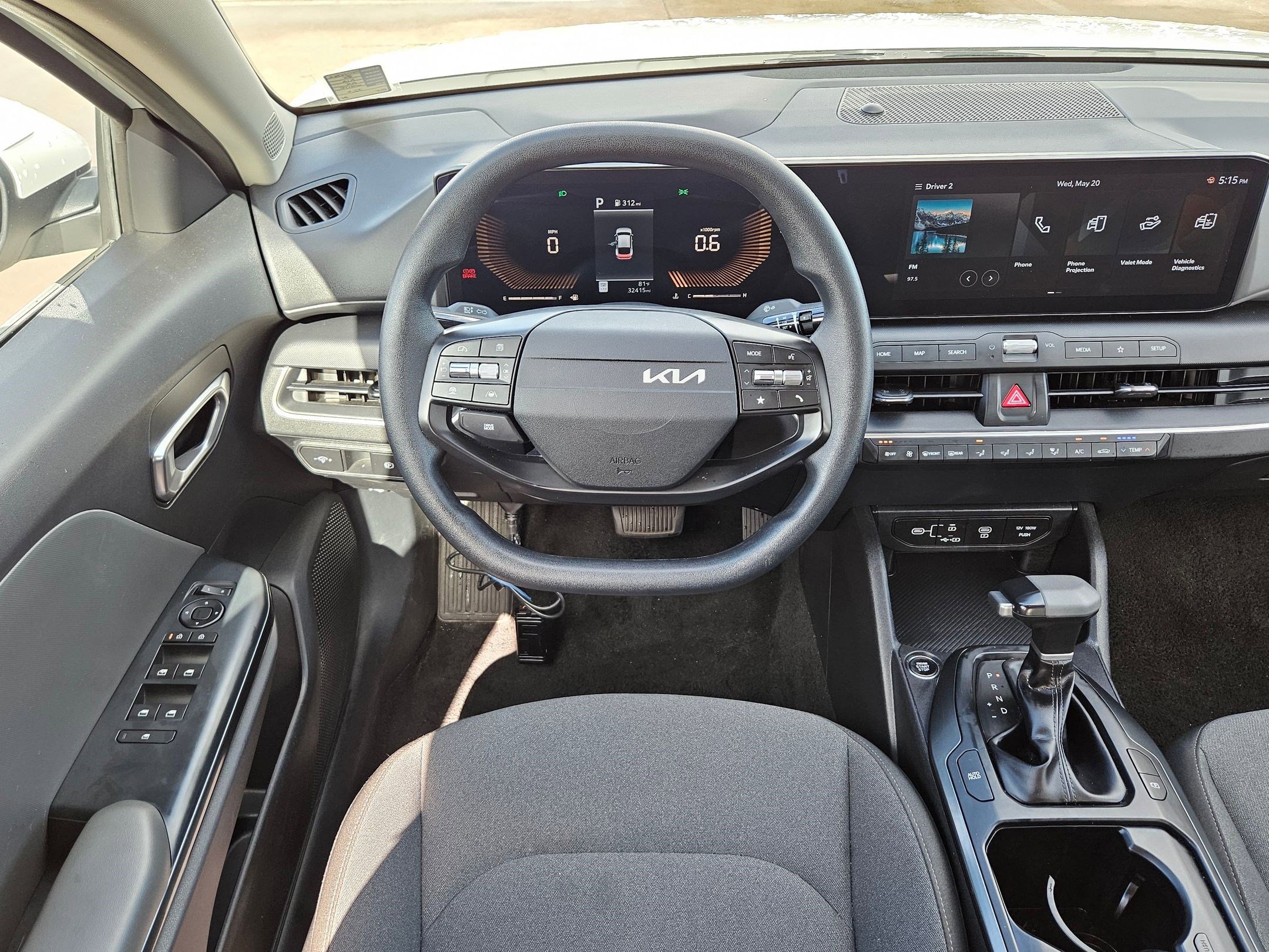 Used 2025 Kia K4 FWD image 29