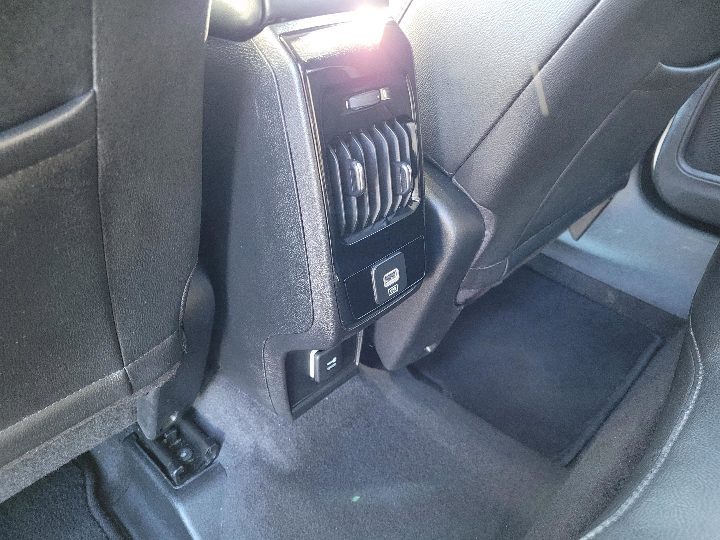 Used 2022 Jeep Compass Latitude image 14