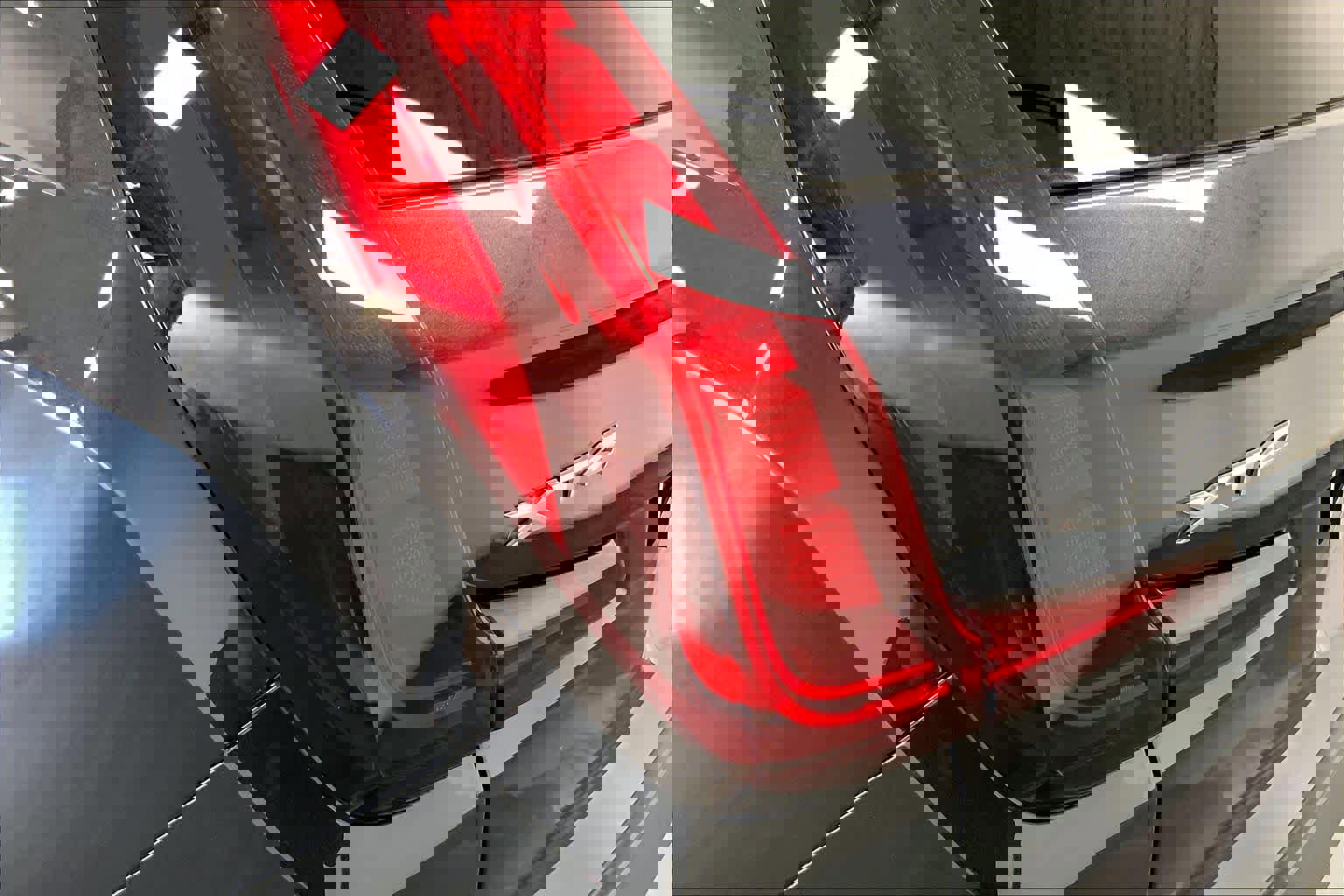 Used 2023 Cadillac XT4 Luxury w/ Cold Weather Package image 25