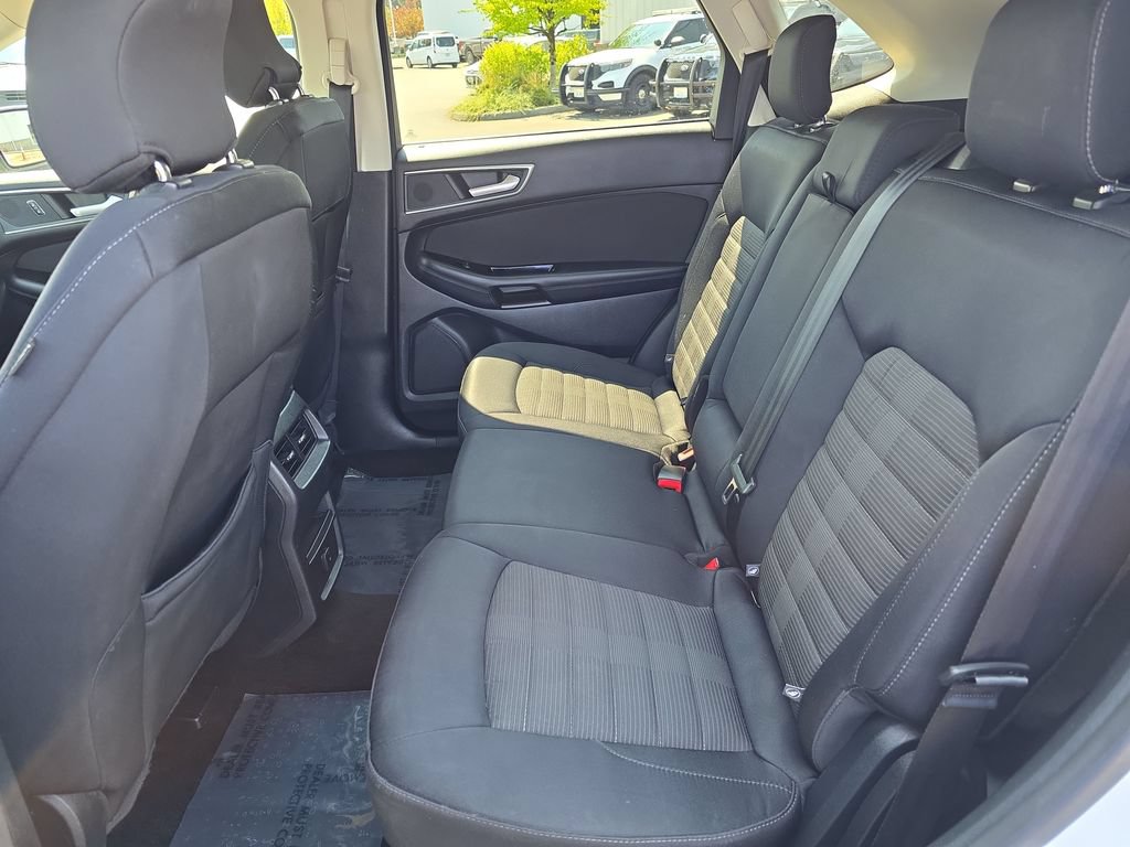 Certified 2018 Ford Edge SEL FWD image 30