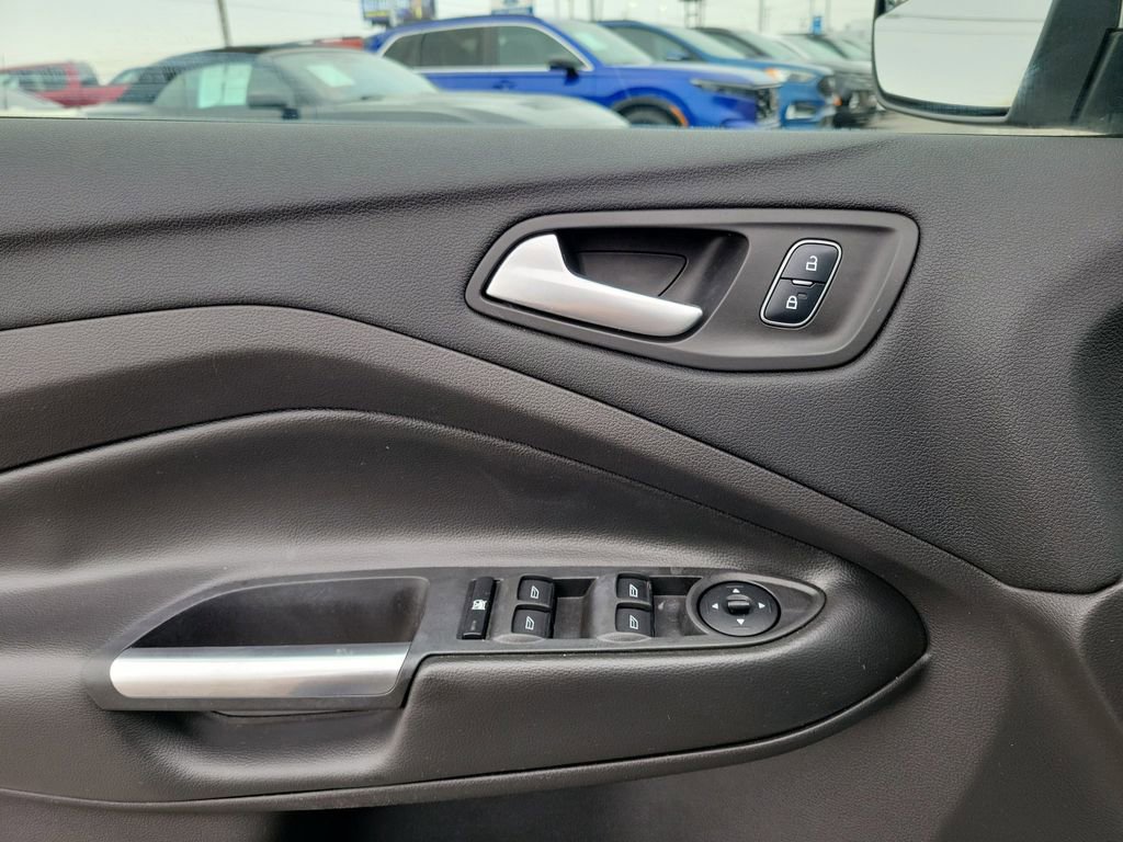 Certified 2017 Ford Escape SE image 18