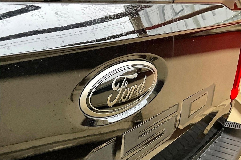 Certified 2023 Ford F150 Lariat w/ Equipment Group 502A High image 31