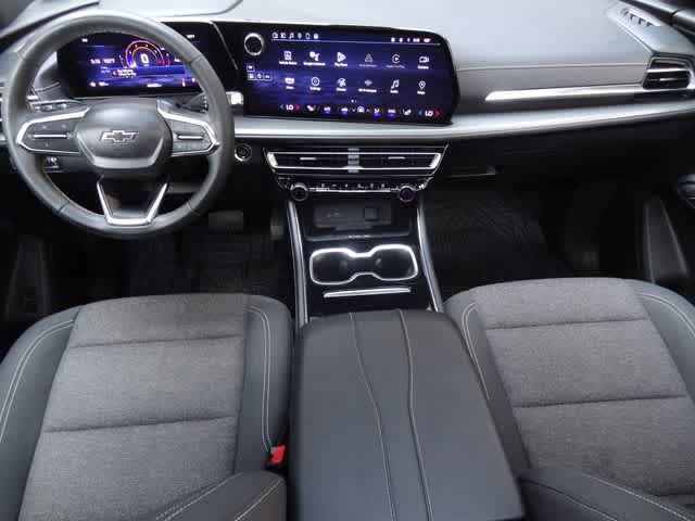 Used 2024 Chevrolet Traverse LT w/ Midnight/Sport Edition FWD image 16