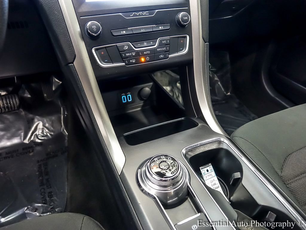 Certified 2019 Ford Fusion SE FWD image 20