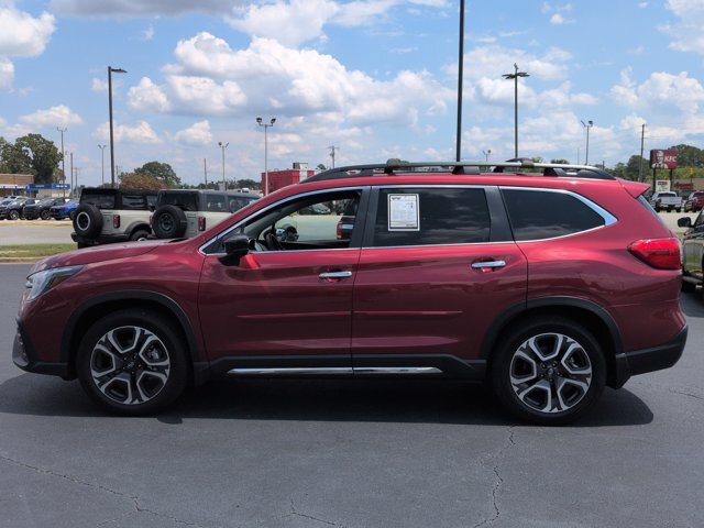 Used 2024 Subaru Ascent Touring AWD/4WD image 7
