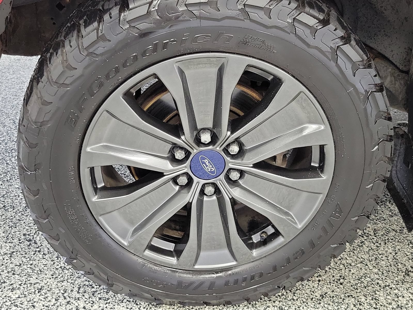 Certified 2018 Ford F150 XLT w/ Equipment Group 302A Luxury AWD/4WD image 5
