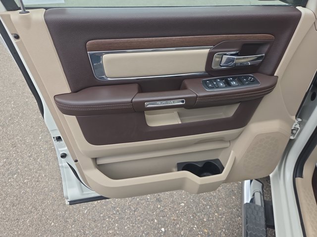 Used 2017 RAM 1500 Laramie w/ Convenience Group AWD/4WD image 11