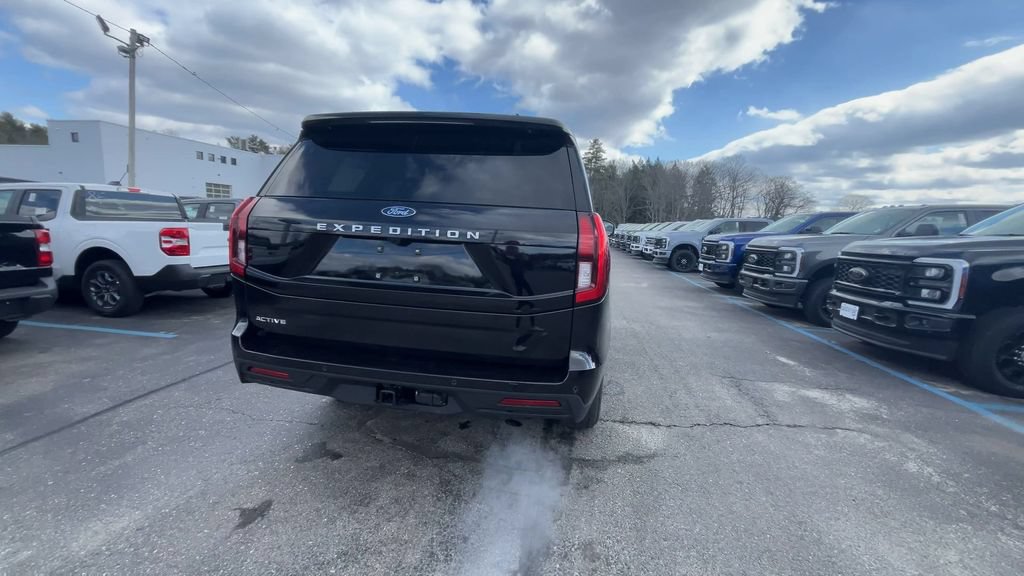 Certified 2025 Ford Expedition Active AWD/4WD image 19