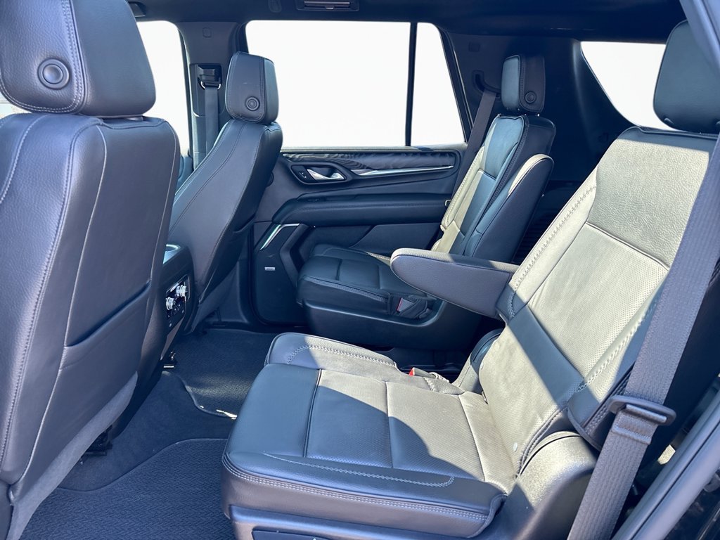 Used 2024 GMC Yukon Denali AWD/4WD image 19