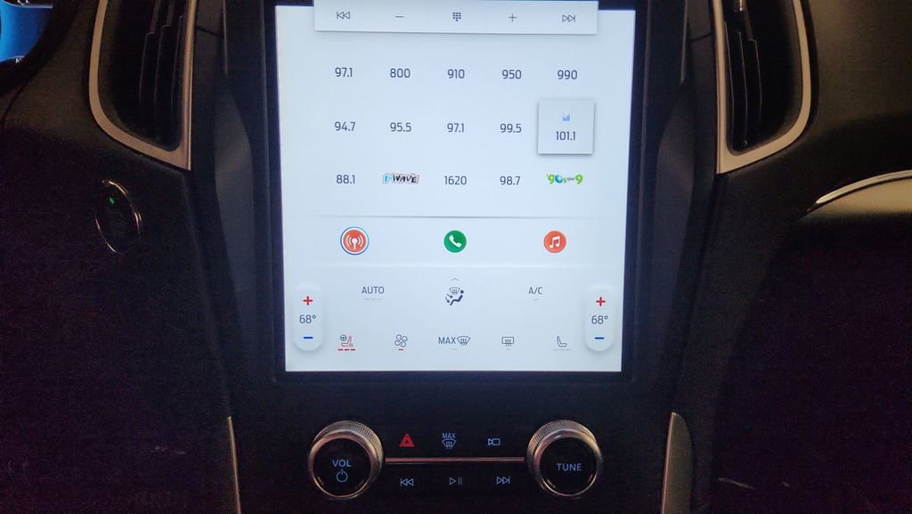 Certified 2022 Ford Edge SEL w/ Convenience Package image 15