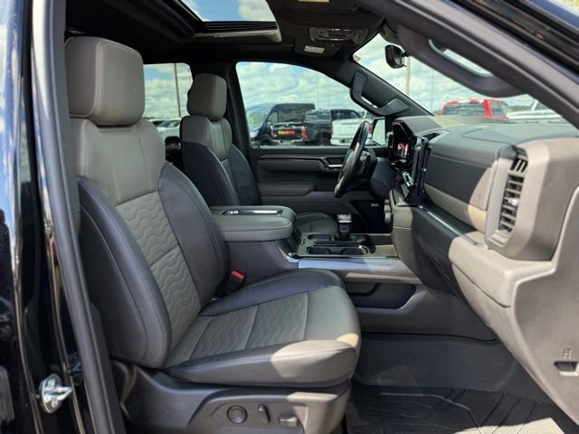 Used 2022 Chevrolet Silverado 1500 ZR2 w/ Technology Package AWD/4WD image 20
