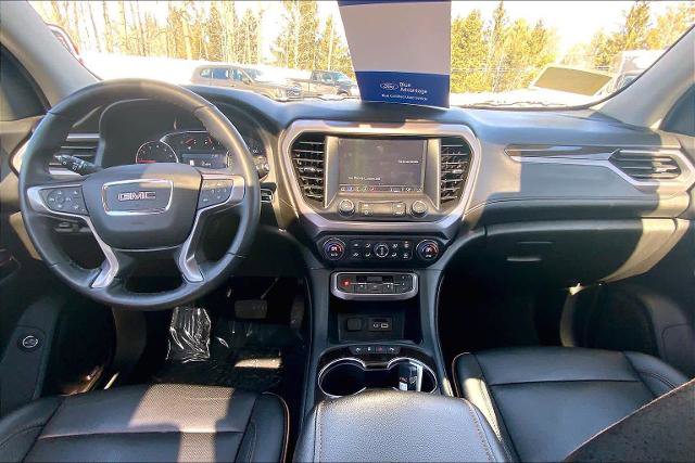 Used 2023 GMC Acadia AT4 w/ Preferred Package image 16