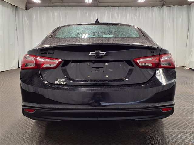 Used 2024 Chevrolet Malibu LT image 3