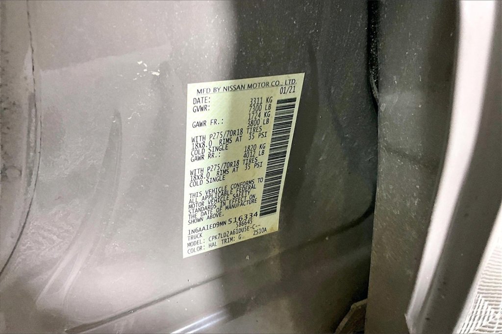 Used 2021 Nissan Titan PRO-4X w/ Pro-4x Utility Package image 24