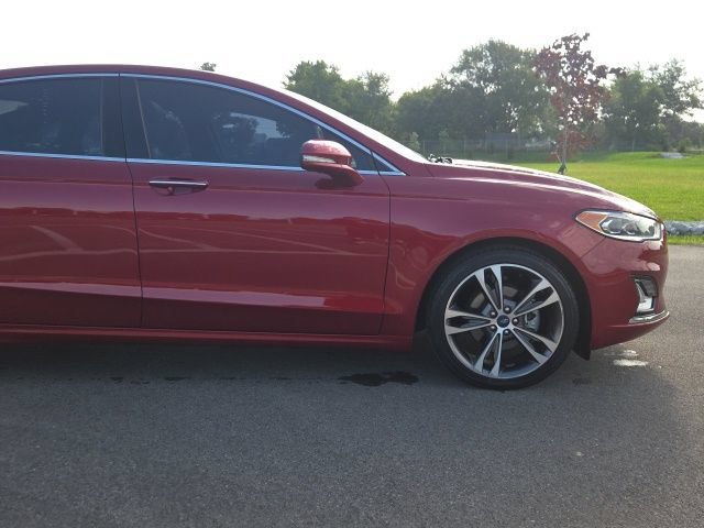 Certified 2019 Ford Fusion Titanium AWD/4WD image 4