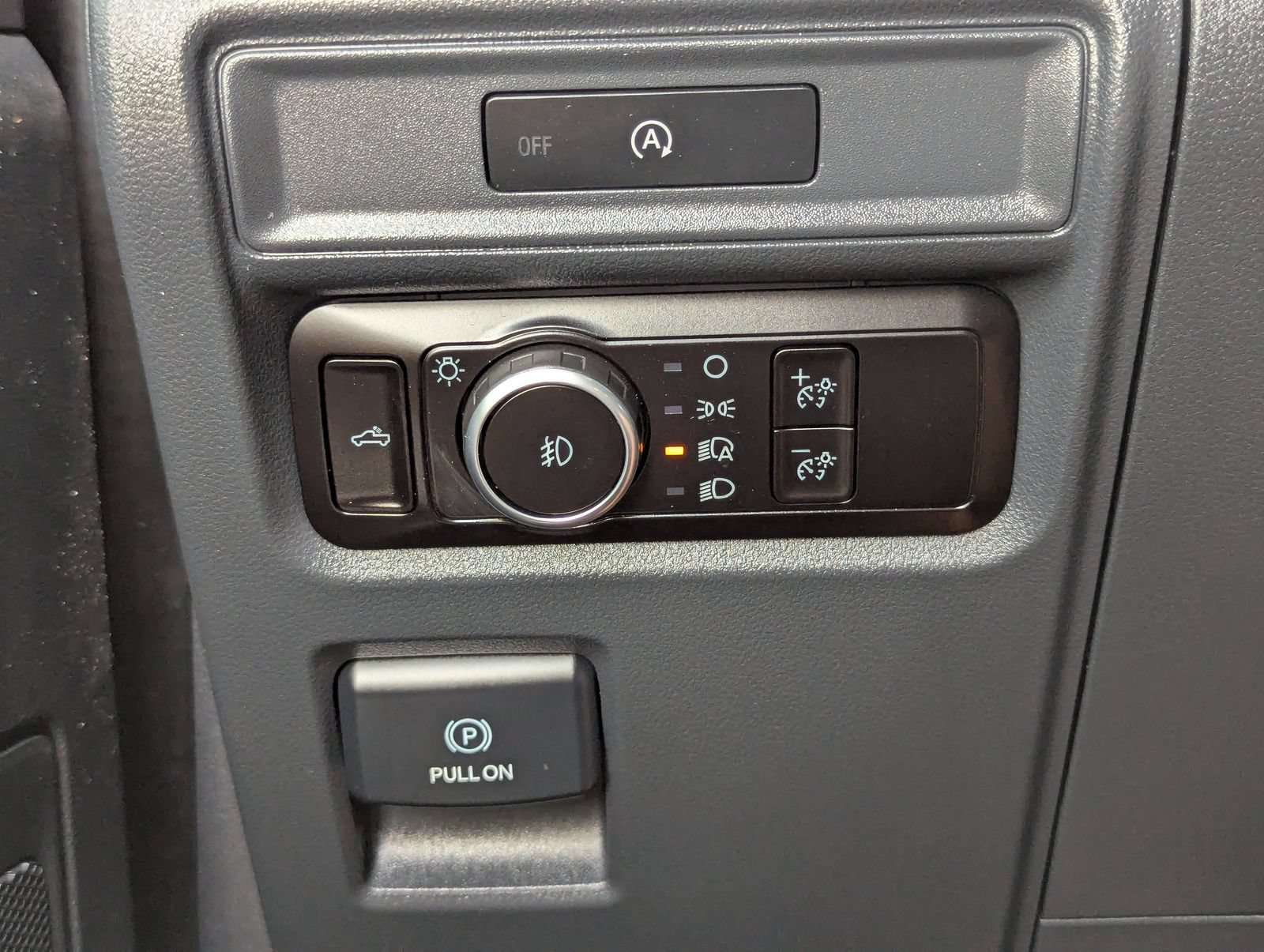 Certified 2025 Ford F150 STX w/ Equipment Group 200A AWD/4WD image 33