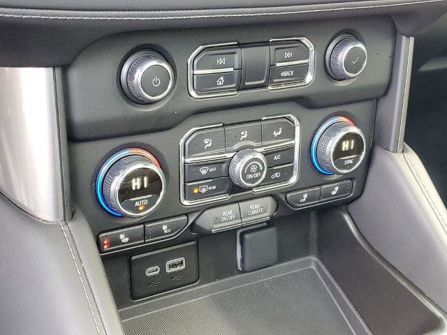 Used 2024 Chevrolet Tahoe Z71 w/ Luxury Package image 18