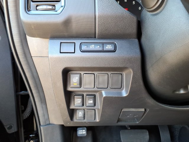 Used 2023 Nissan Frontier SV w/ Midnight Edition Package AWD/4WD image 20