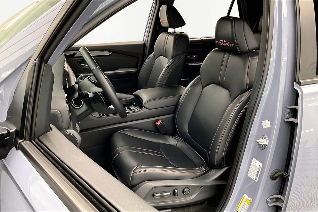 Used 2023 Honda Pilot TrailSport image 25