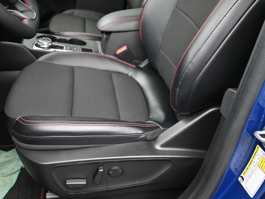 Certified 2023 Ford Escape ST-Line w/ Equipment Group 301A image 30